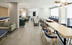 Towneplace Suites By Marriott Montreal Airport